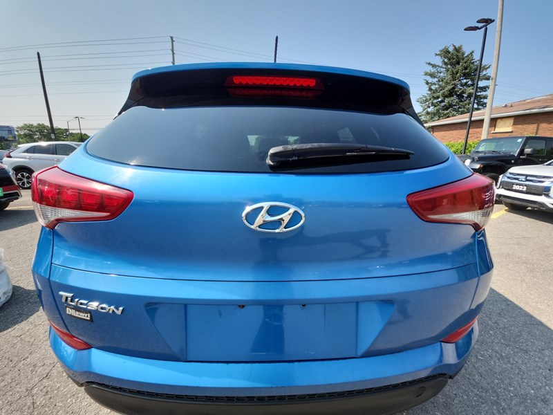2017 Hyundai Tucson FWD 4dr 2.0L SE