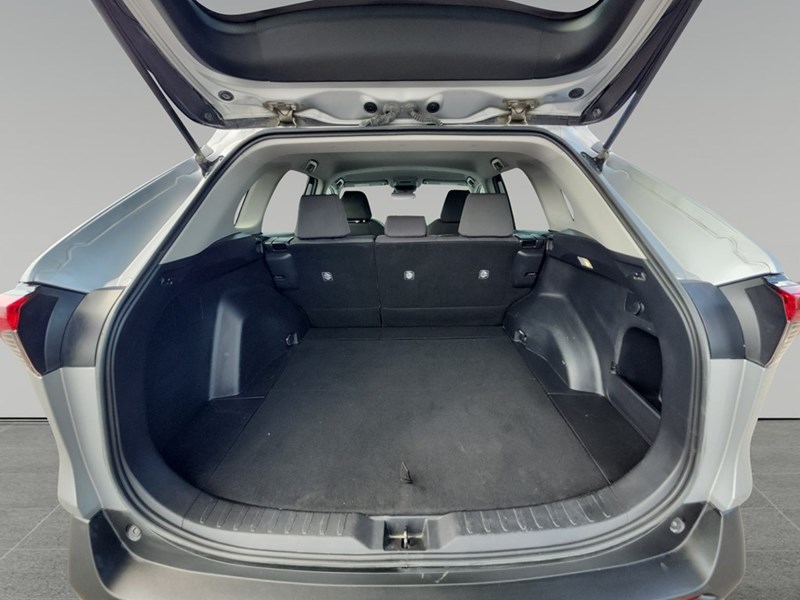 2022 Toyota RAV4 LE AWD