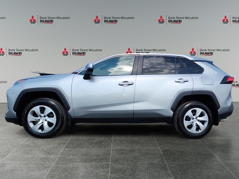 2022 Toyota RAV4 LE AWD