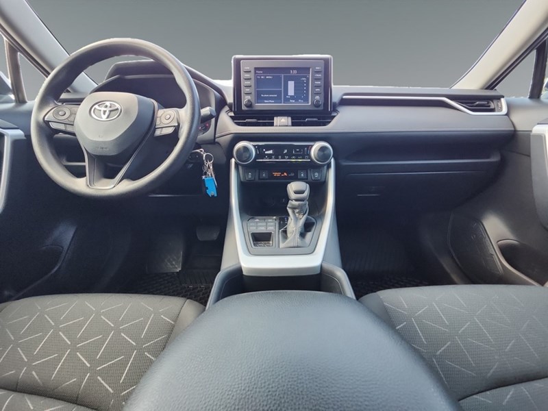2022 Toyota RAV4 LE AWD
