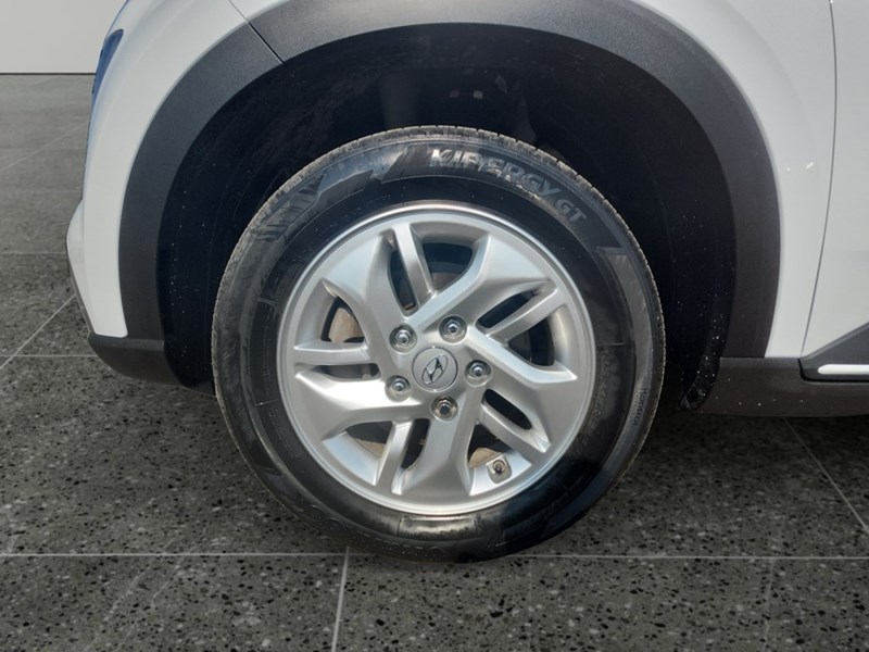 2022 Hyundai Venue Preferred IVT w/Two-Tone
