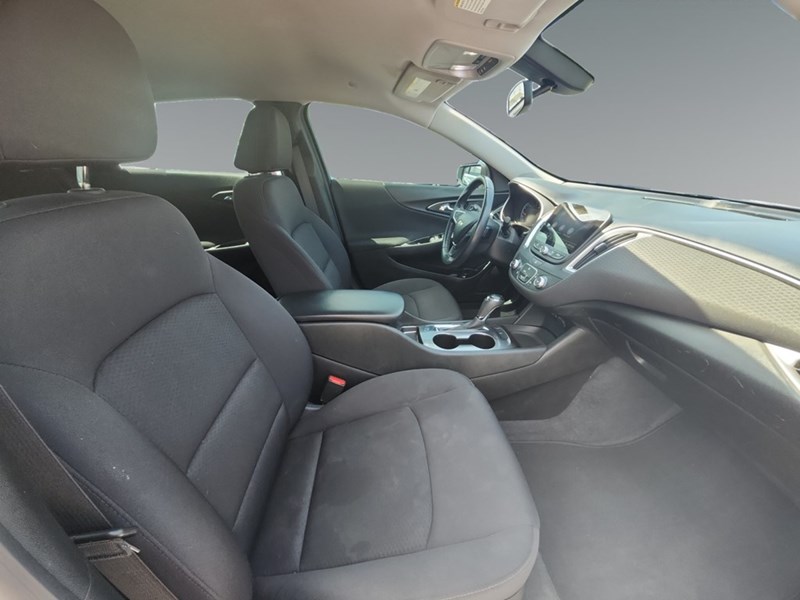 2019 Chevrolet Malibu 4dr Sdn RS w/1SP