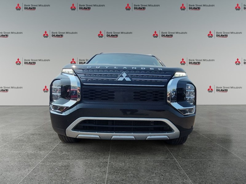 2022 Mitsubishi Outlander LE Premium S-AWC
