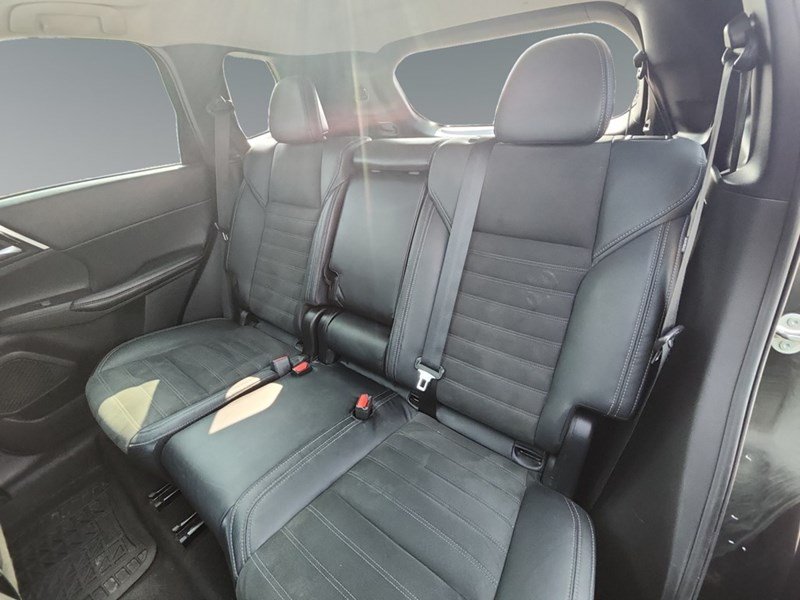 2022 Mitsubishi Outlander LE Premium S-AWC