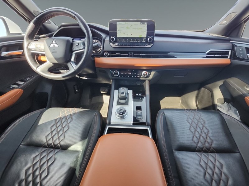 2023 Mitsubishi Outlander Plug-In Hybrid GT S-AWC PREMIUM