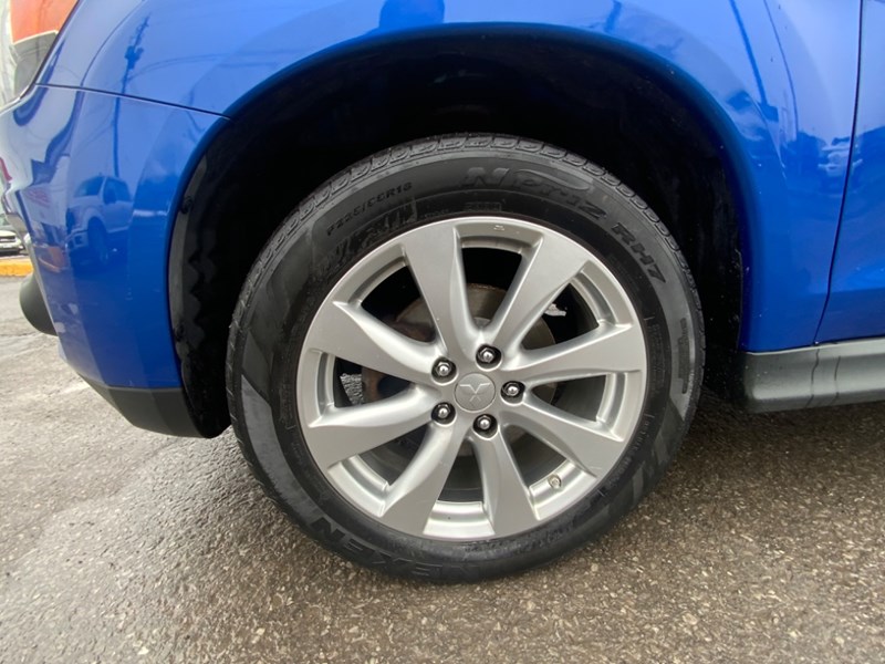 2015 Mitsubishi RVR AWD 4dr CVT  Limited Edition