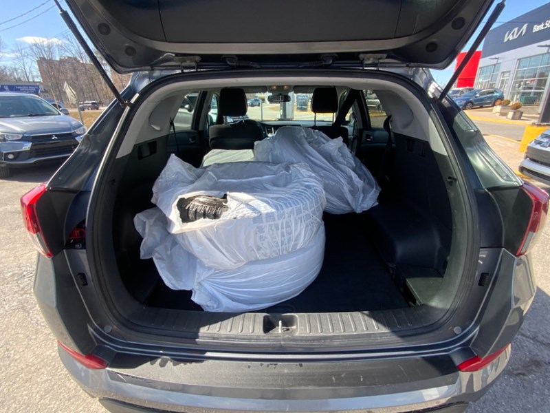 2016 Hyundai Tucson FWD 4dr 2.0L Premium