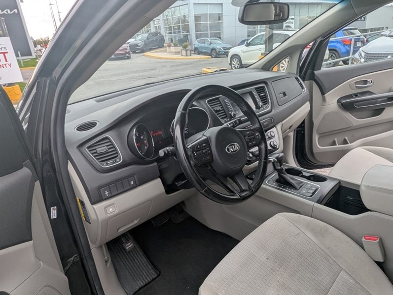 2017 Kia Sedona 4dr Wgn LX
