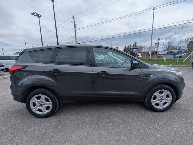 2019 Ford Escape S FWD