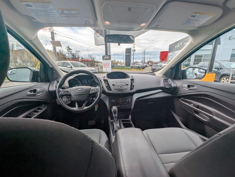 2019 Ford Escape S FWD