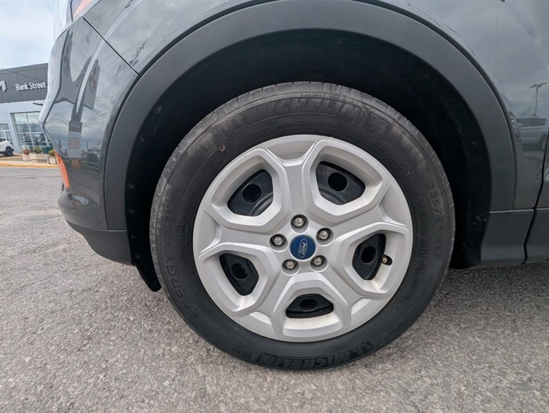 2019 Ford Escape S FWD