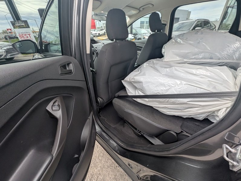 2019 Ford Escape S FWD