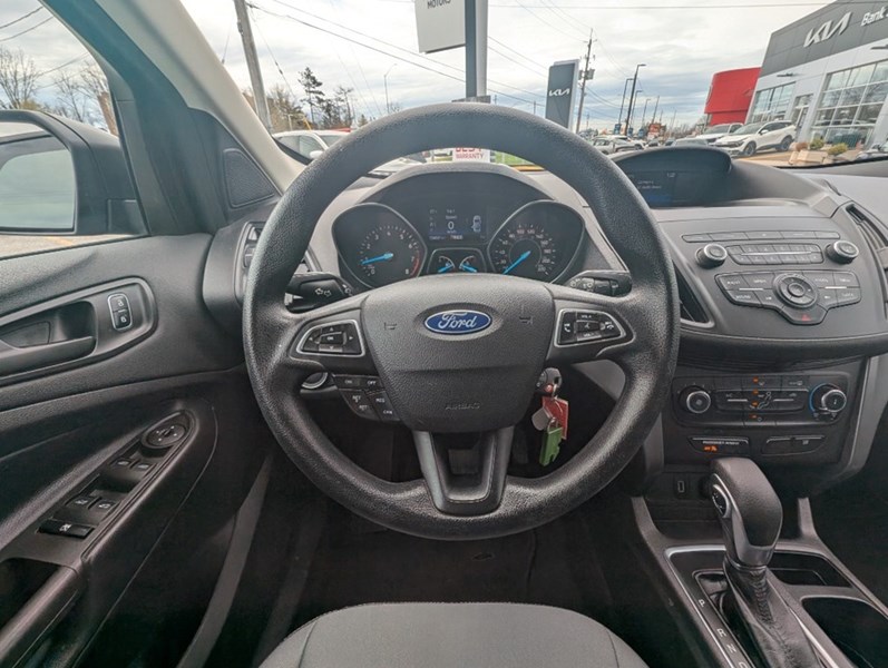 2019 Ford Escape S FWD