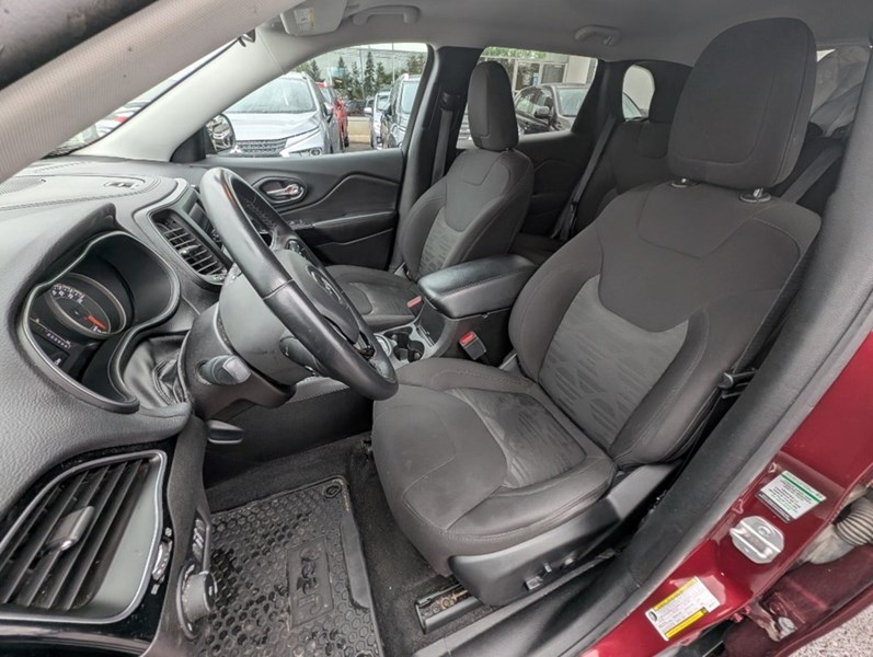 2019 Jeep Cherokee Altitude FWD