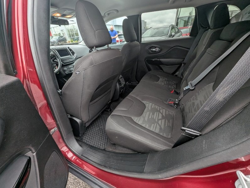 2019 Jeep Cherokee Altitude FWD