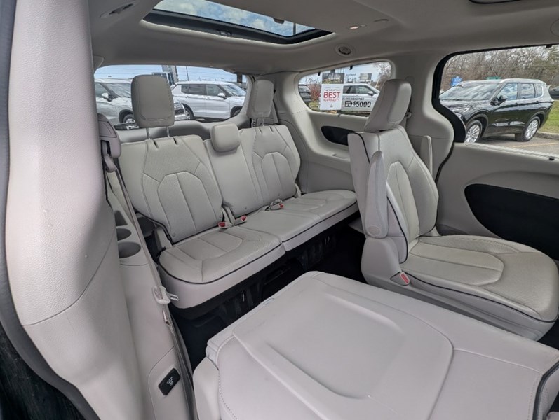 2020 Chrysler Pacifica Hybrid Limited 2WD