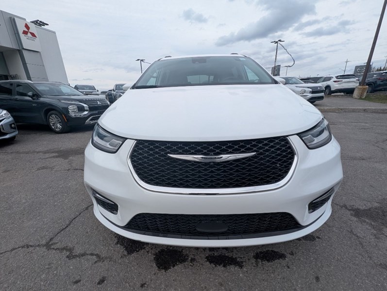 2022 Chrysler Pacifica Touring L AWD