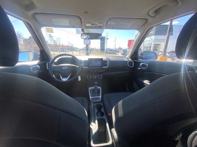 2022 Hyundai Venue Essential IVT