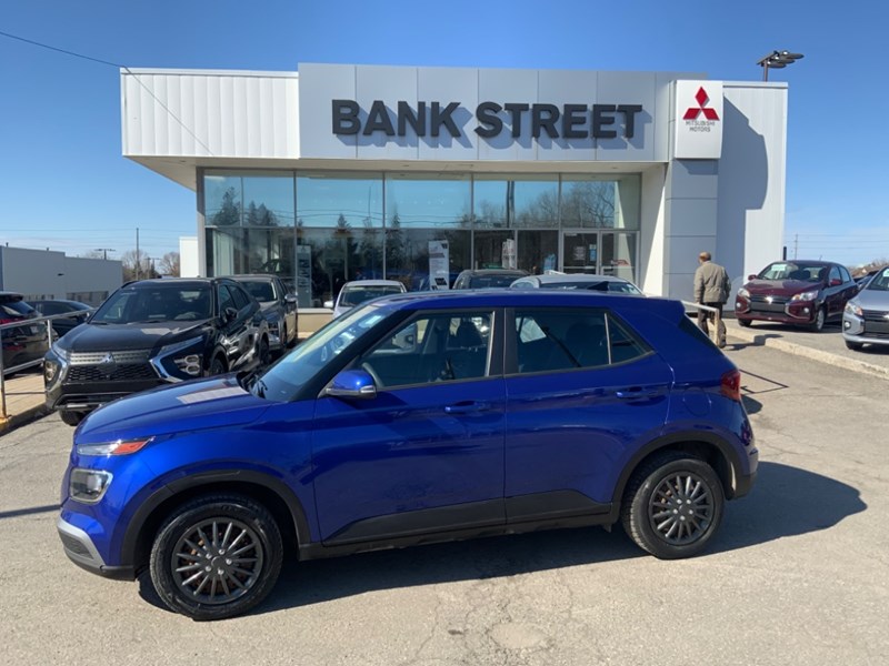 2022 Hyundai Venue Essential IVT