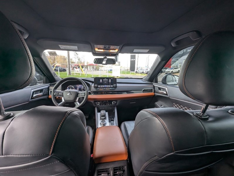2023 Mitsubishi Outlander GT Premium S-AWC