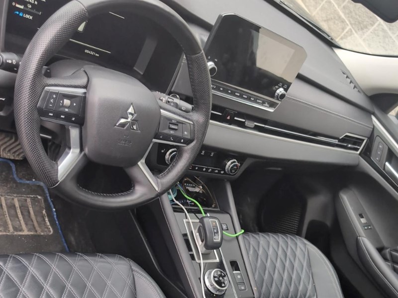 2023 Mitsubishi Outlander Plug-In Hybrid SEL S-AWC