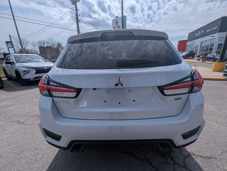 2023 Mitsubishi RVR GT AWC