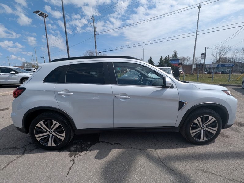 2023 Mitsubishi RVR GT AWC