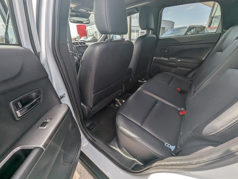 2023 Mitsubishi RVR GT AWC