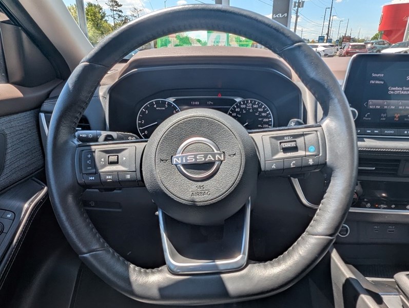 2023 Nissan Rogue AWD SV Moonroof