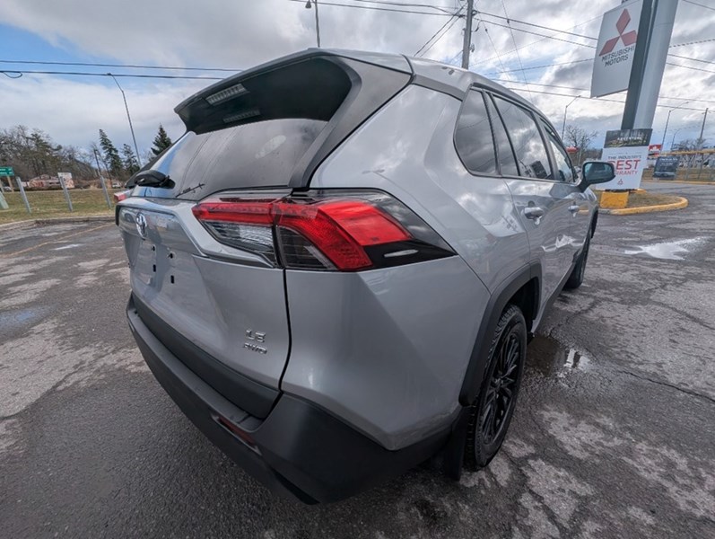 2023 Toyota RAV4 LE AWD