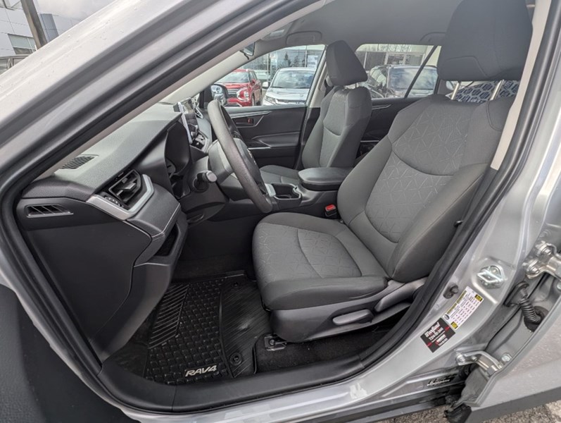 2023 Toyota RAV4 LE AWD