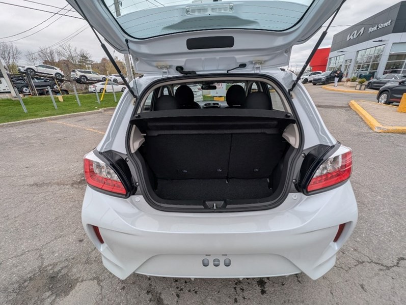 2024 Mitsubishi Mirage ES CVT