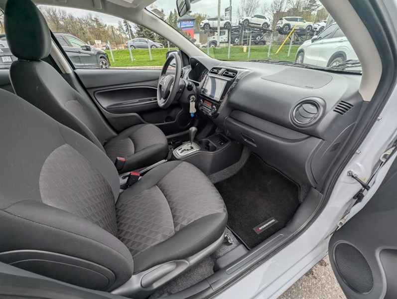 2024 Mitsubishi Mirage ES CVT