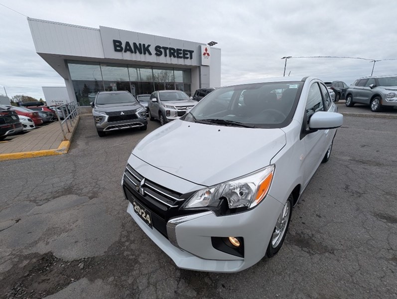 2024 Mitsubishi Mirage ES CVT