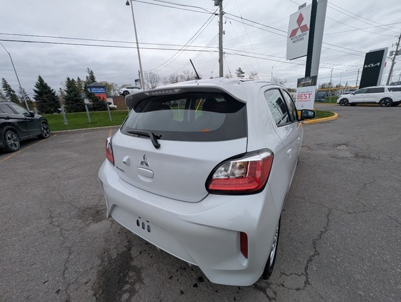 2024 Mitsubishi Mirage ES CVT
