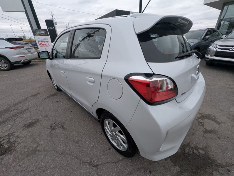 2024 Mitsubishi Mirage ES CVT