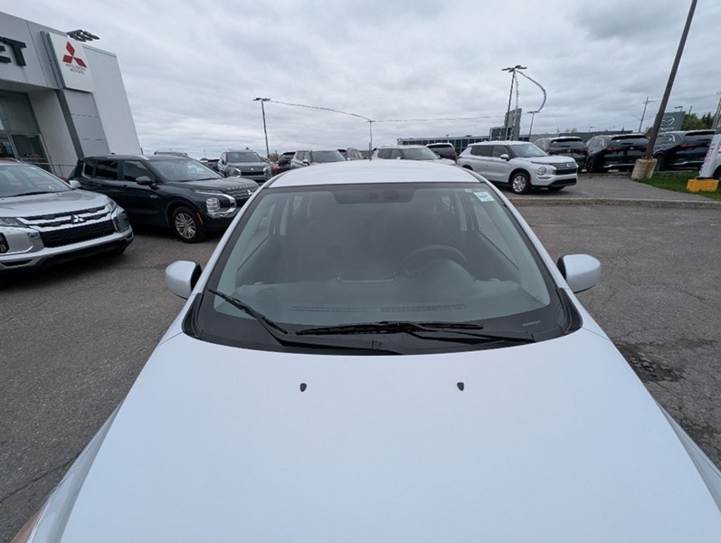2024 Mitsubishi Mirage ES CVT