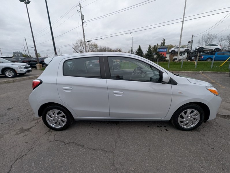 2024 Mitsubishi Mirage ES CVT