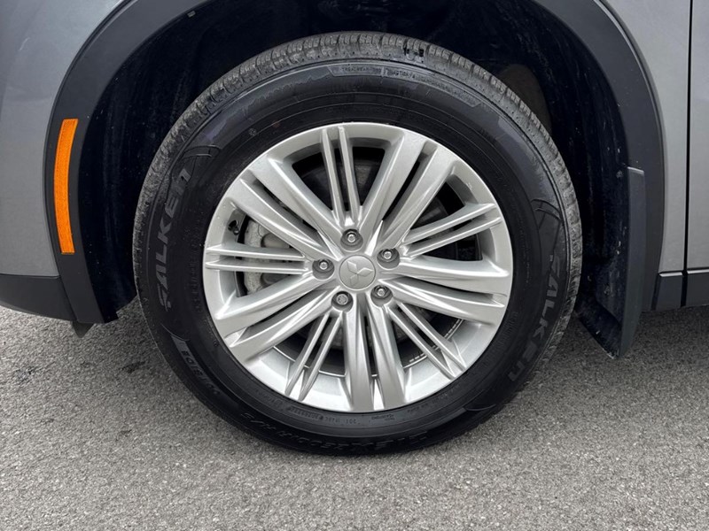 2024 Mitsubishi Outlander Plug-In Hybrid LE S-AWC