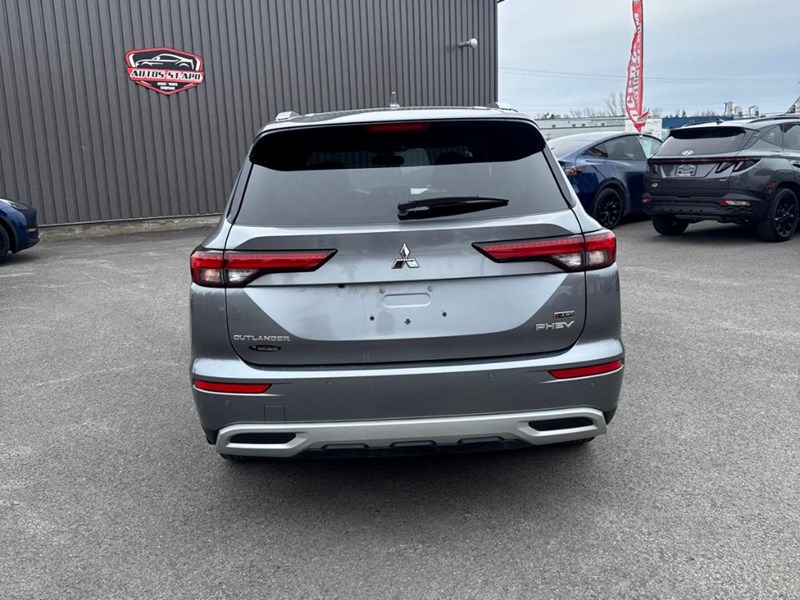2024 Mitsubishi Outlander Plug-In Hybrid LE S-AWC