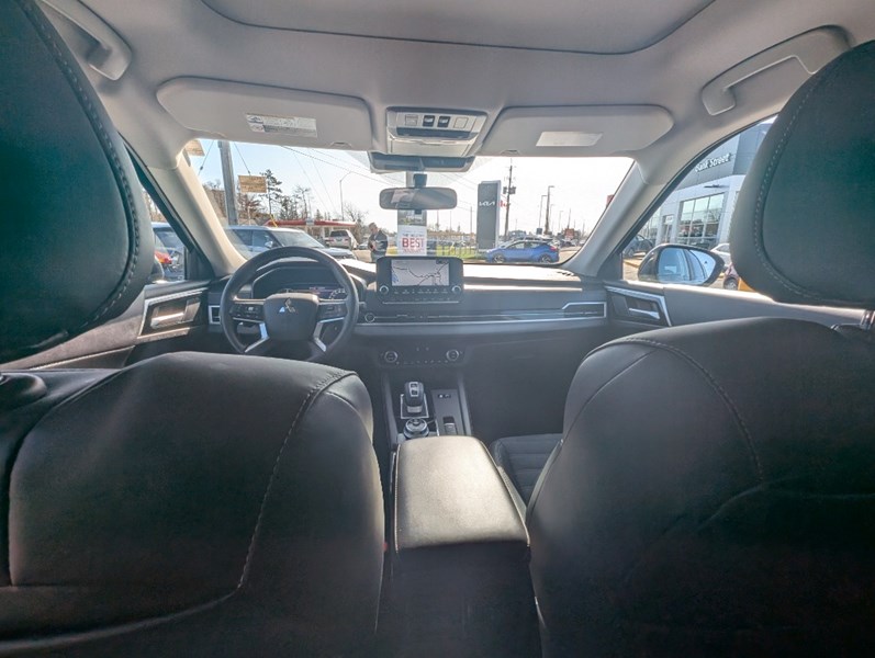 2024 Mitsubishi Outlander Plug-In Hybrid LE S-AWC
