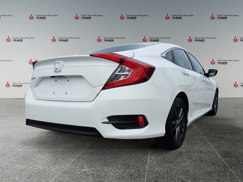 2016 Honda Civic 4dr CVT LX