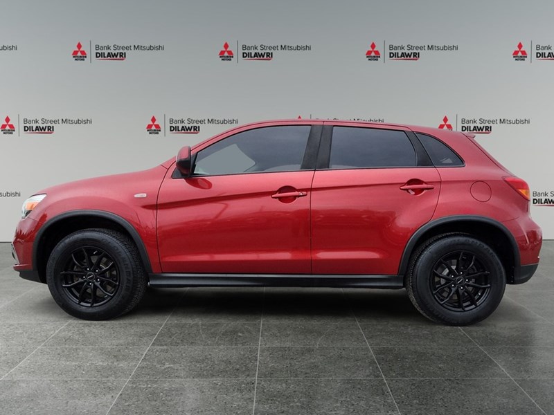 2018 Mitsubishi RVR ES FWD