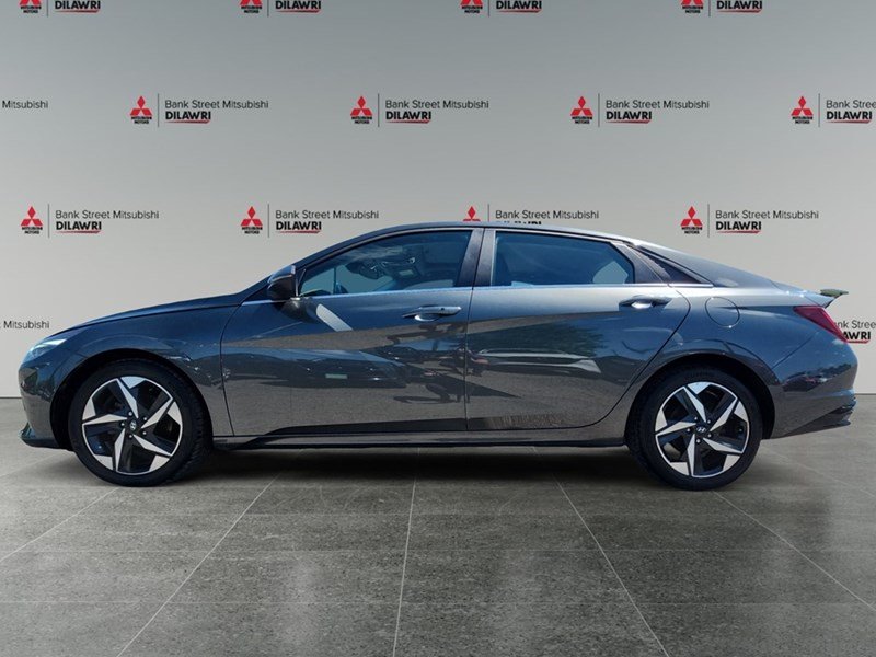 2021 Hyundai Elantra Ultimate IVT