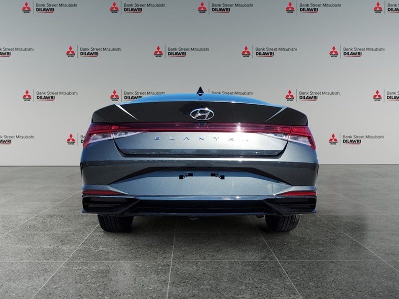 2021 Hyundai Elantra Ultimate IVT