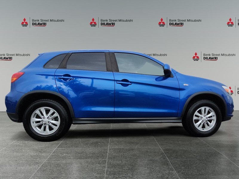 2019 Mitsubishi RVR ES FWD