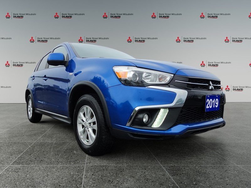 2019 Mitsubishi RVR ES FWD