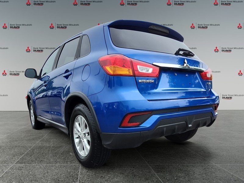 2019 Mitsubishi RVR ES FWD