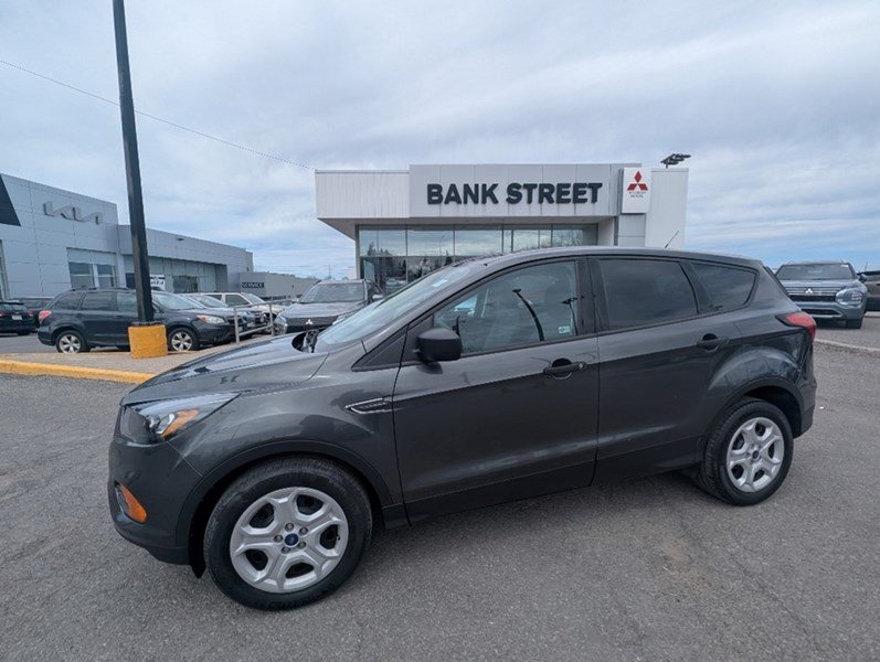 2019 Ford Escape S FWD