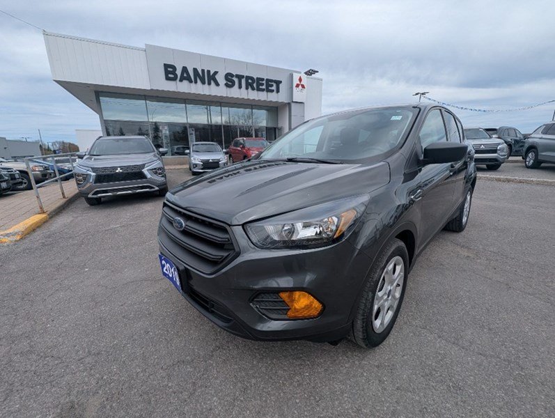 2019 Ford Escape S FWD